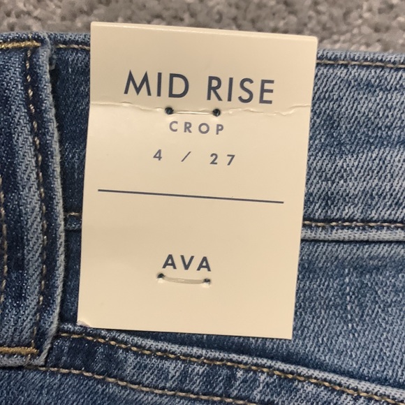 NWT Lucky Brand cropped size 4 jeans, $60 - Picture 3 of 5